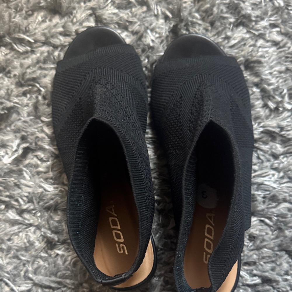 Soda Women's Black Knit Peep-Toe Heels